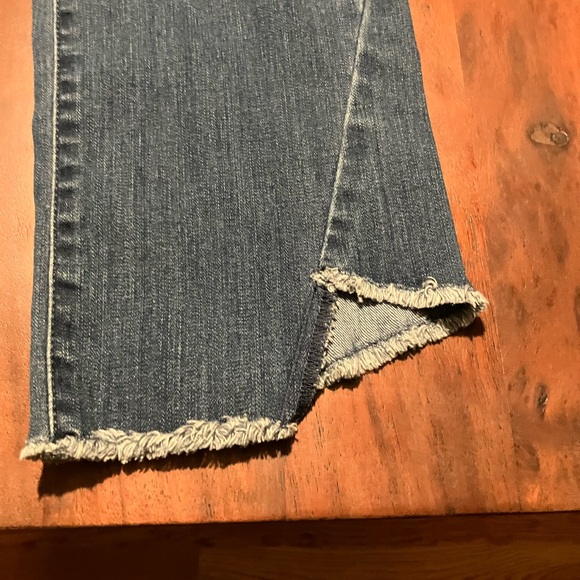 Isaac Mizrahi Women's Straight Leg Blue Jeans - Picture 3 of 4